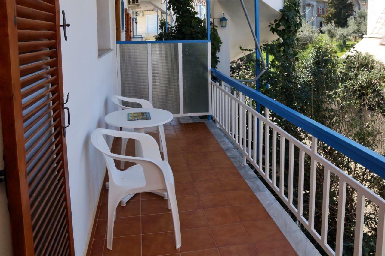 Seaview Self Catering Apartment - Helen No 1 Xiropígado Kültér fotó