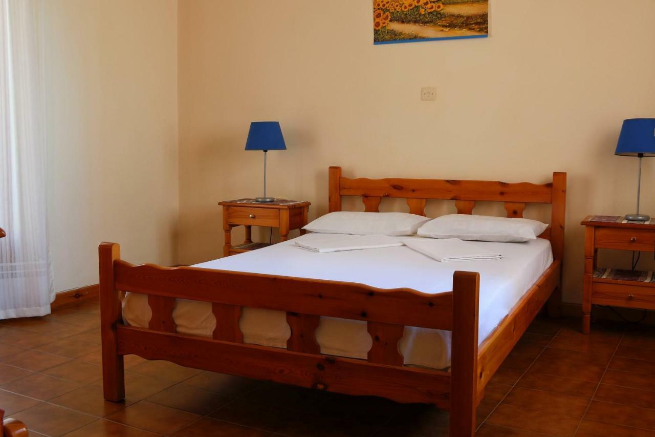 Seaview Self Catering Apartment - Helen No 1 Xiropígado Kültér fotó