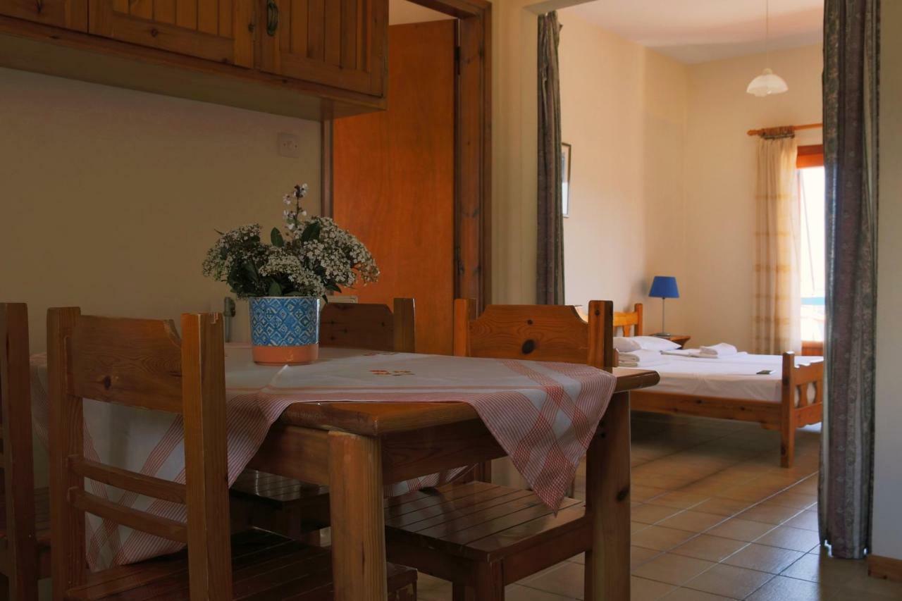 Seaview Self Catering Apartment - Helen No 1 Xiropígado Kültér fotó